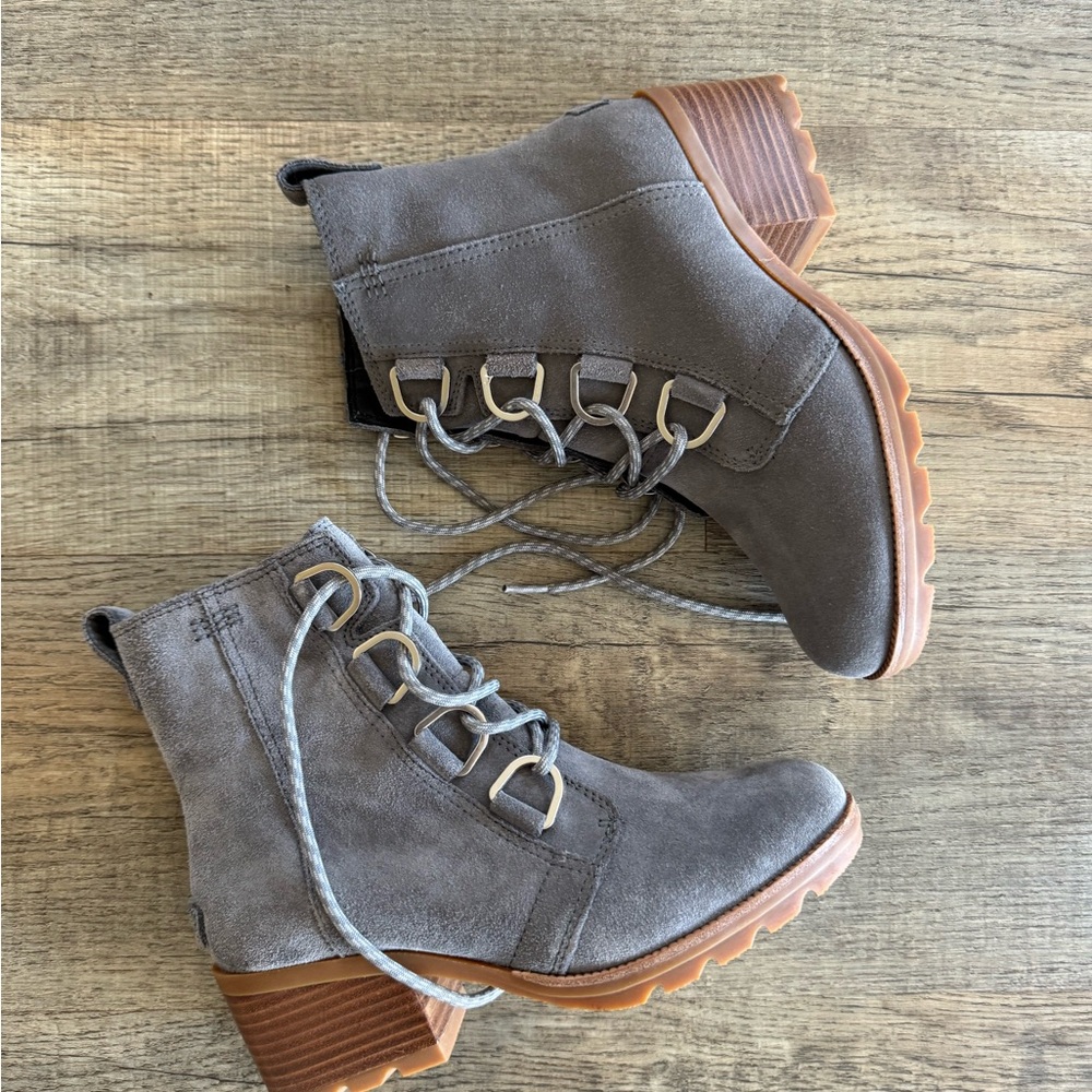 Sorel Cate Lace-Up Block Heel Boot Women's size 7